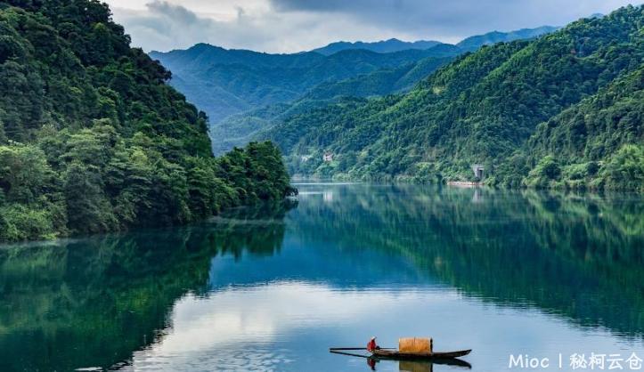 东江湖.jpg