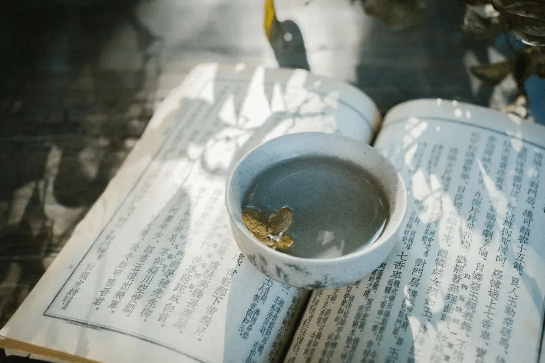 书卷杯盏.png